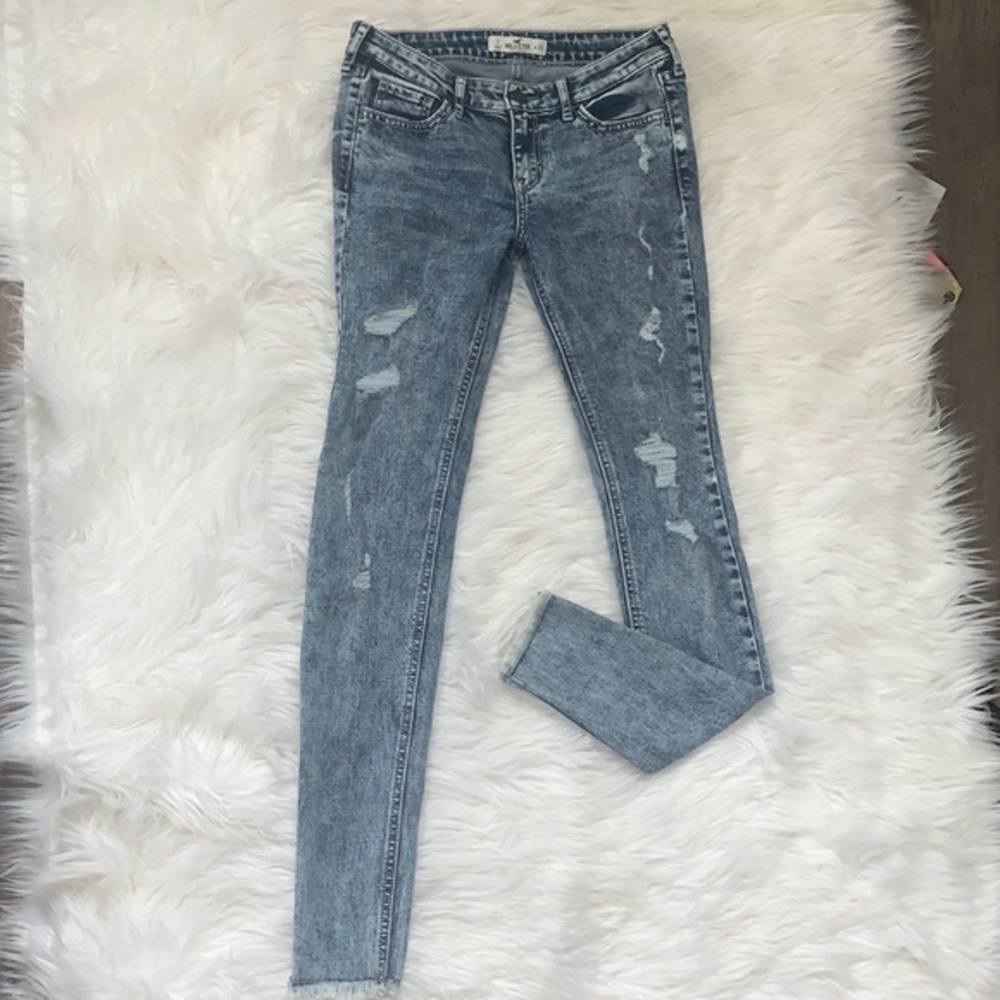 Hollister skinny ripped jeans